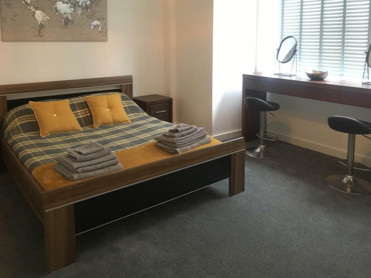 Luxury 1 Bed Apartment In City Centre With Parking Chester Exterior foto